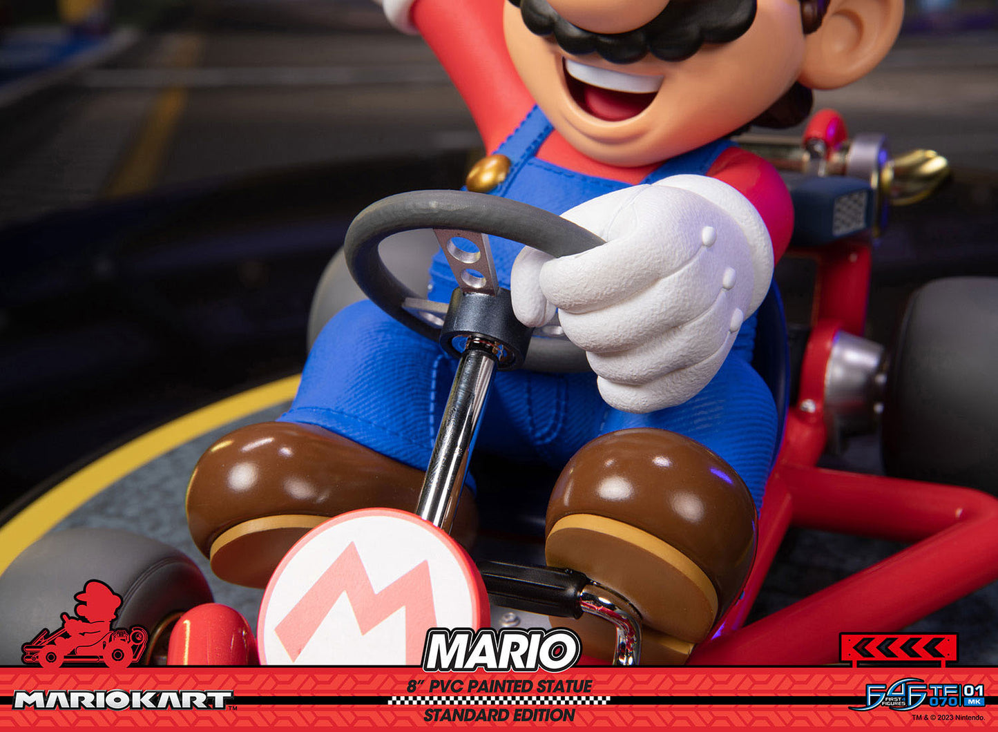 Mario Kart Statue - Standard Edition