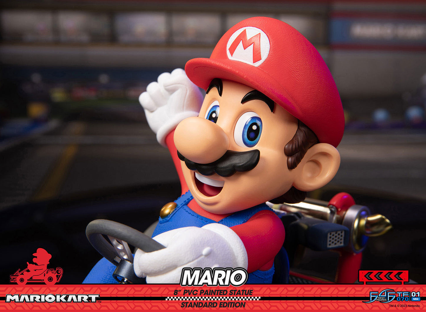 Mario Kart Statue - Standard Edition