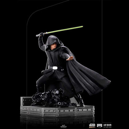 Iron Studios Star Wars: The Mandalorian – Luke Skywalker Combat BDS Art Scale 1/10 - Statue