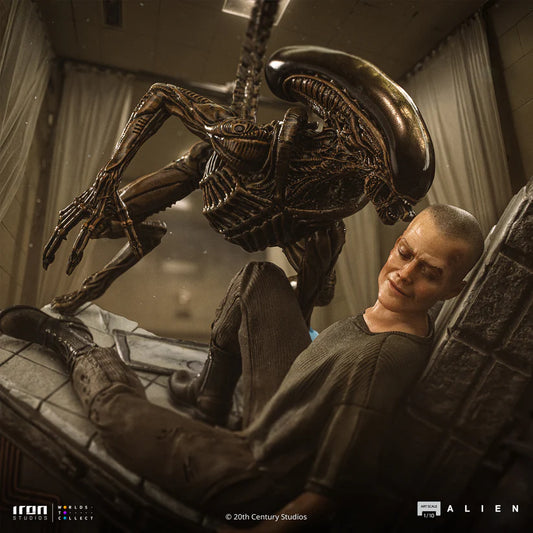 Iron Studios Alien - Ellen Ripley und Alien Art Scale 1/10 - Statue