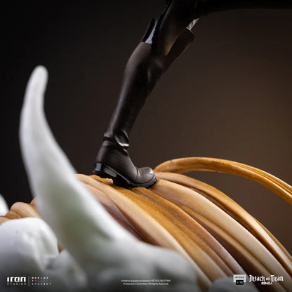 Iron Studios Attack on Titan - Eren Yeager Art Scale 1/10 - Statue