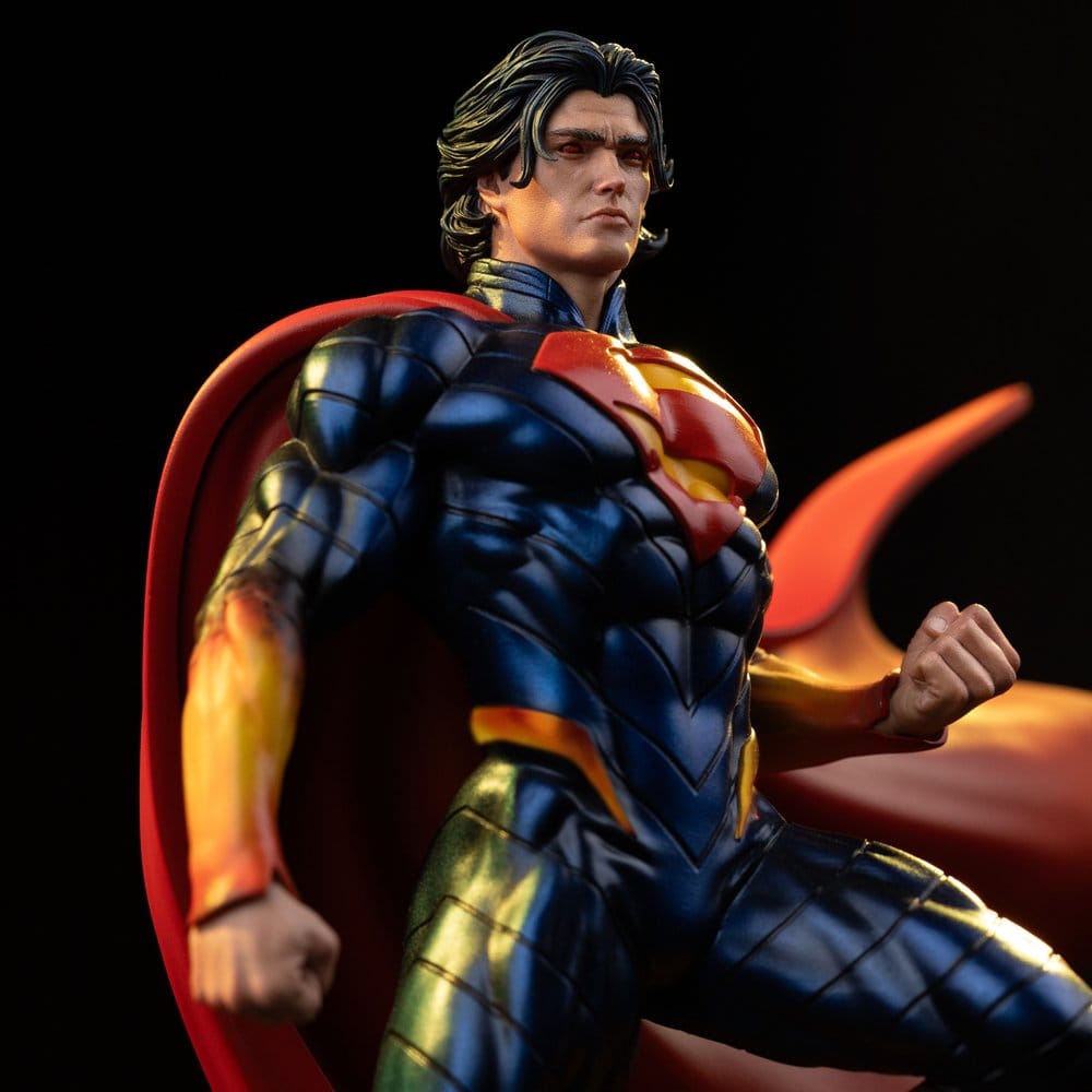 Iron Studios DC: Absolute Superman - Superman Art Scale 1/10 - Statue