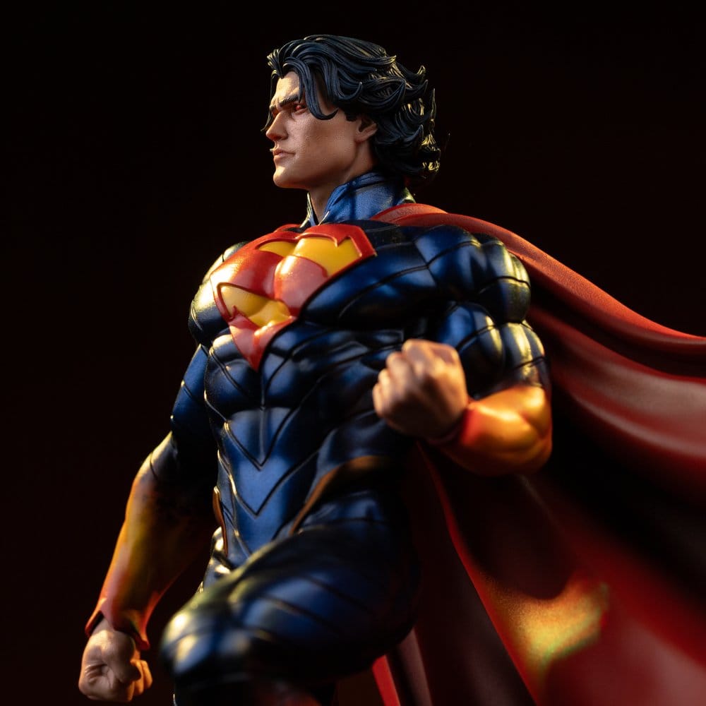 Iron Studios DC: Absolute Superman - Superman Art Scale 1/10 - Statue
