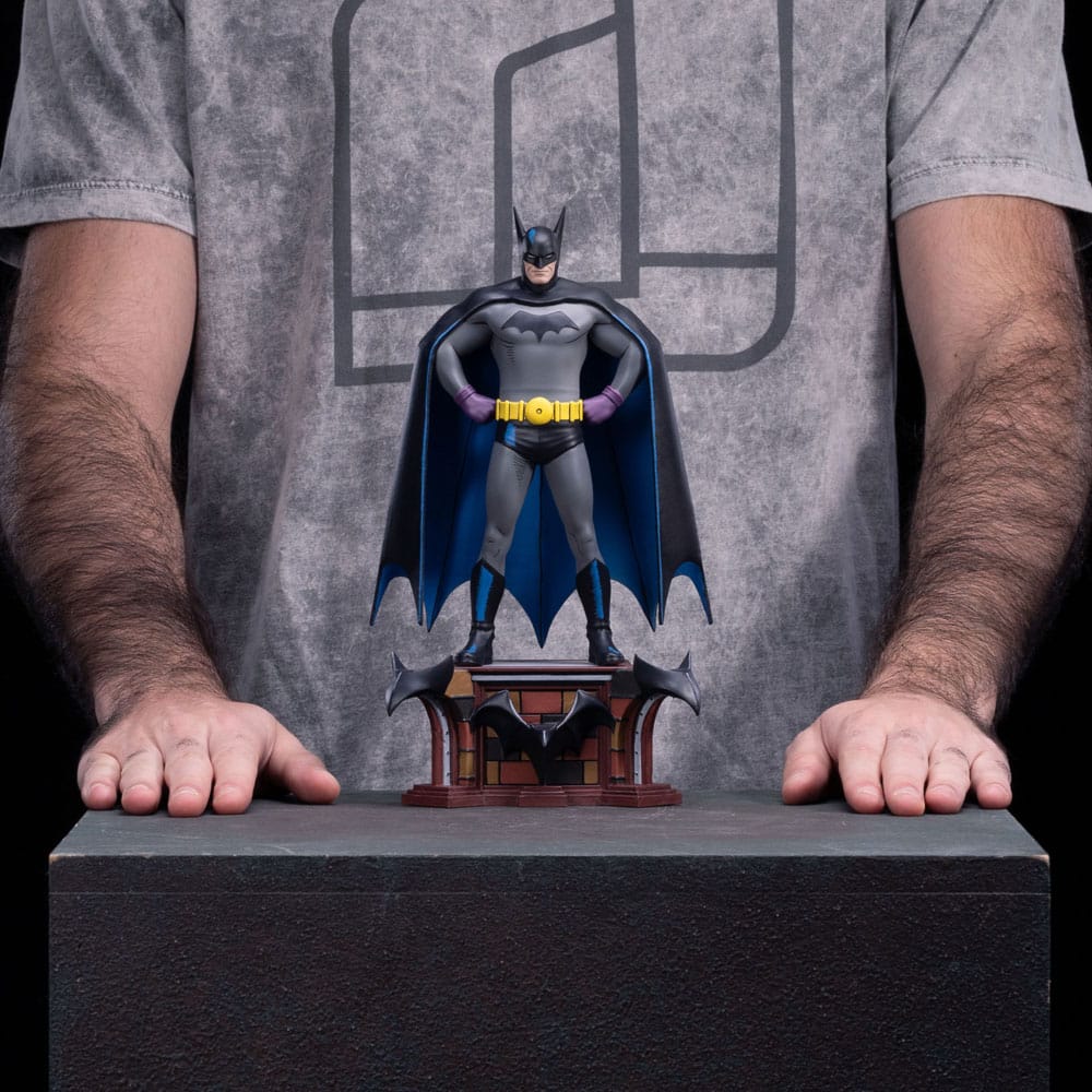 Iron Studios DC: Batman Detective - Batman (85th Anniversary) Art Scale 1/10 - Statue
