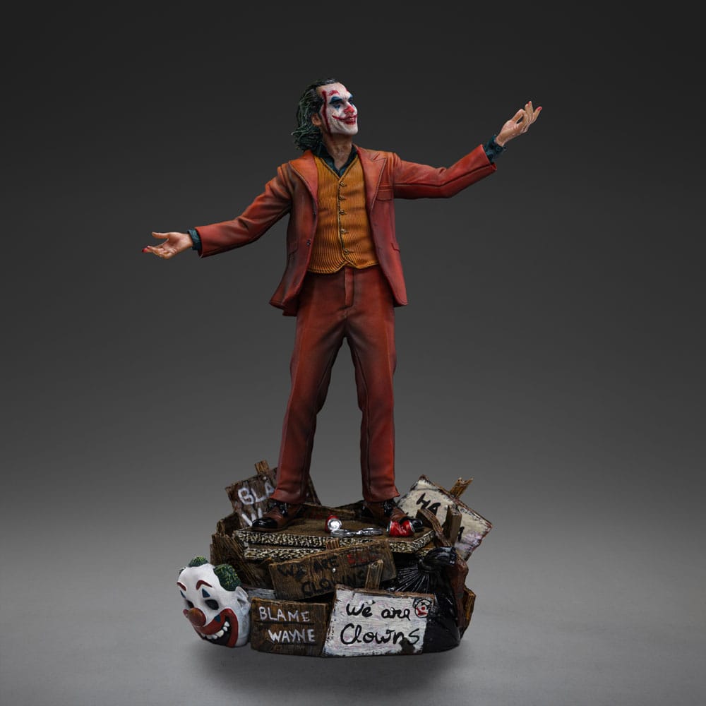Iron Studios DC: Batman - Joker (Arthur Fleck) Art Scale Deluxe 1/10 - Statue