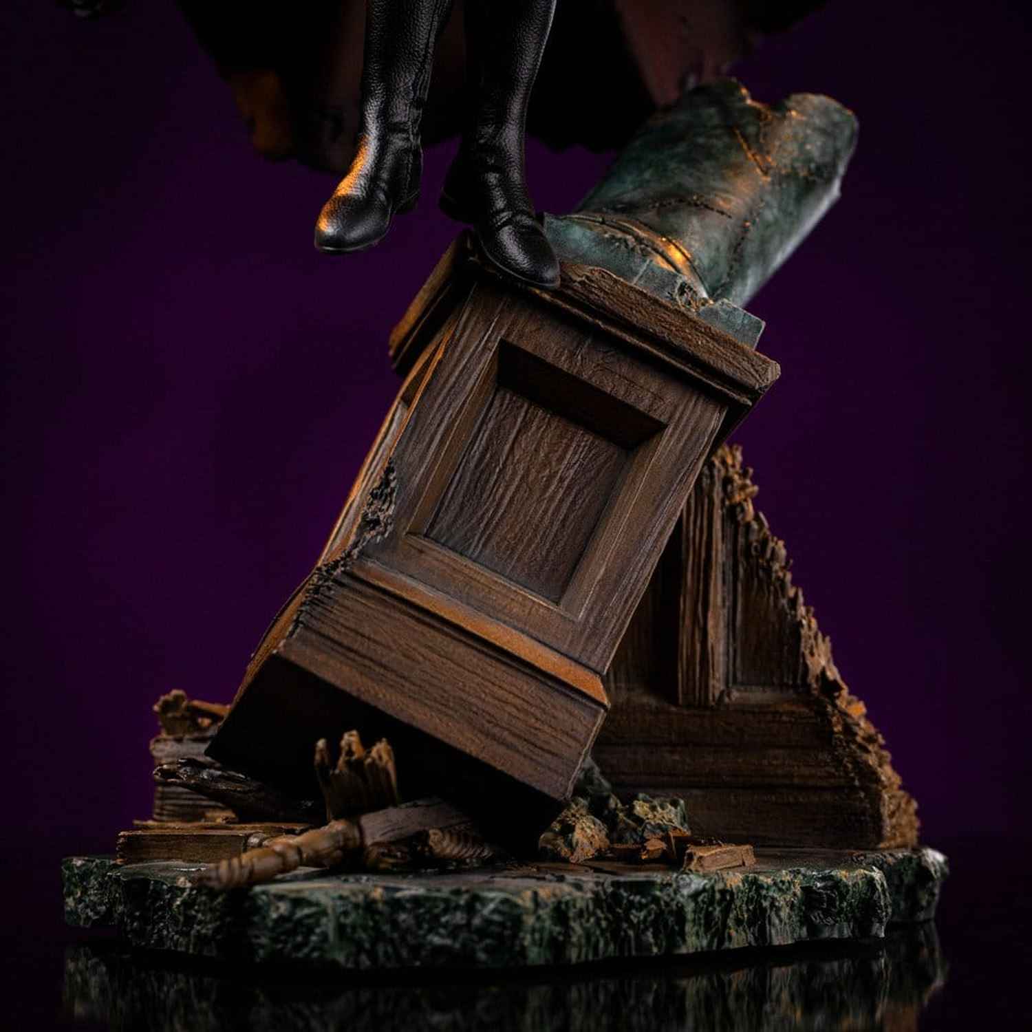Iron Studios Marvel: Avengers Doomsday - Magneto Art Scale 1/10 - Statue