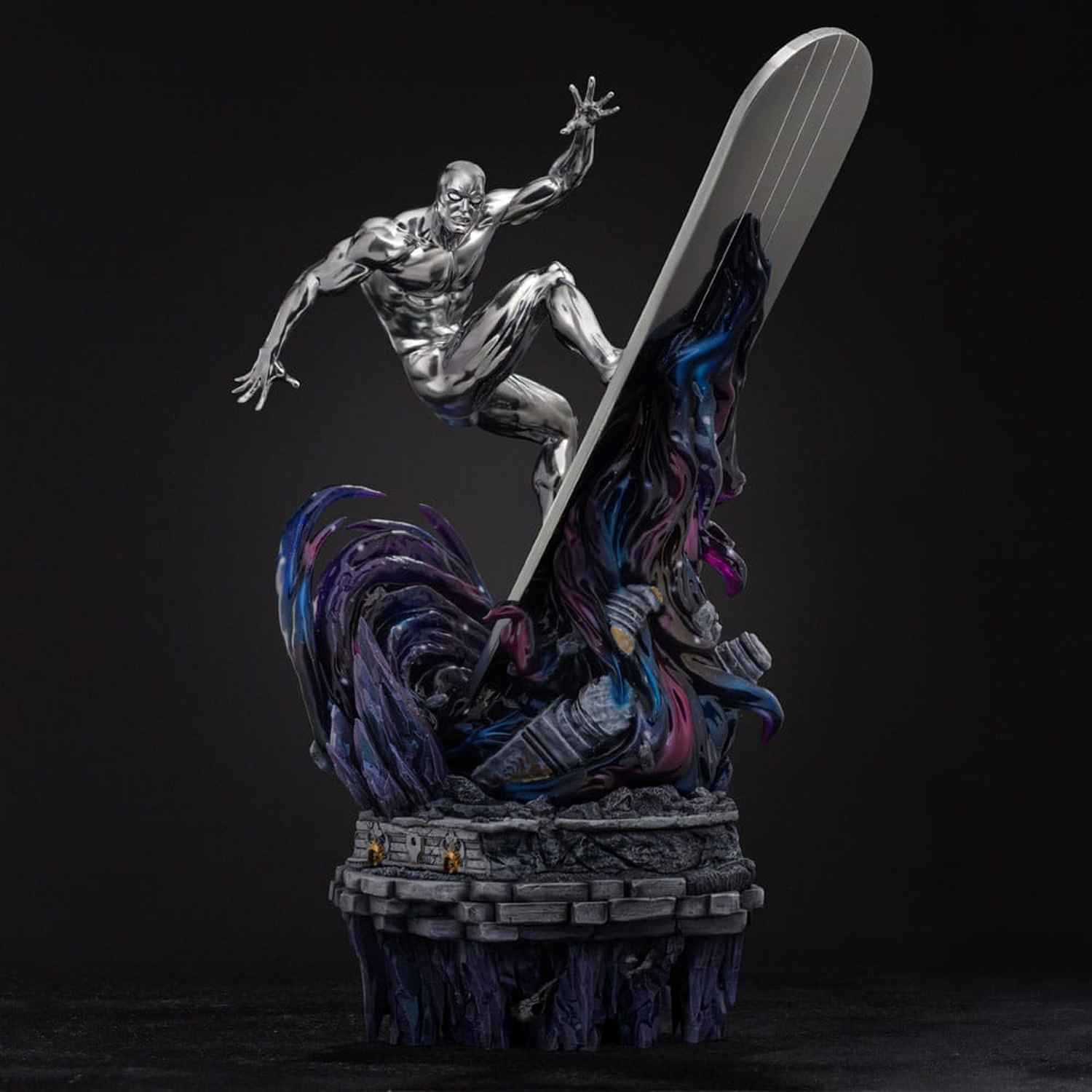 Iron Studios Marvel: Infinity Gauntlet - Silver Surfer Deluxe Diorama Art Scale 1/10 - Statue