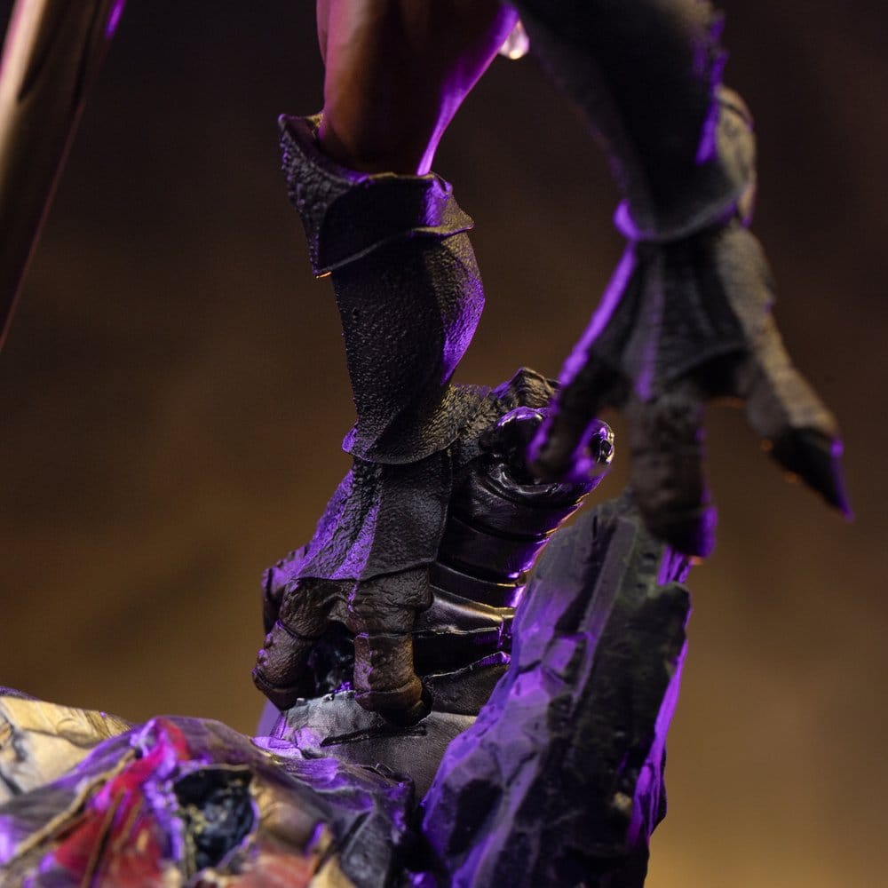 Iron Studios Masters of the Universe - Buzz-Off Art Scale 1/10 - Statue